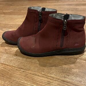 JBU Maroon Ankle Boots with Side Zippers